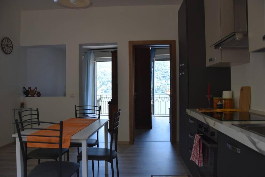 La Resilienza, Apartment With View, Carate Urio Exterior photo